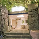 Assosyal Hotel