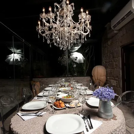 Assosyal Hotel