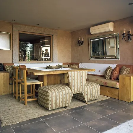 Assosyal Hotel